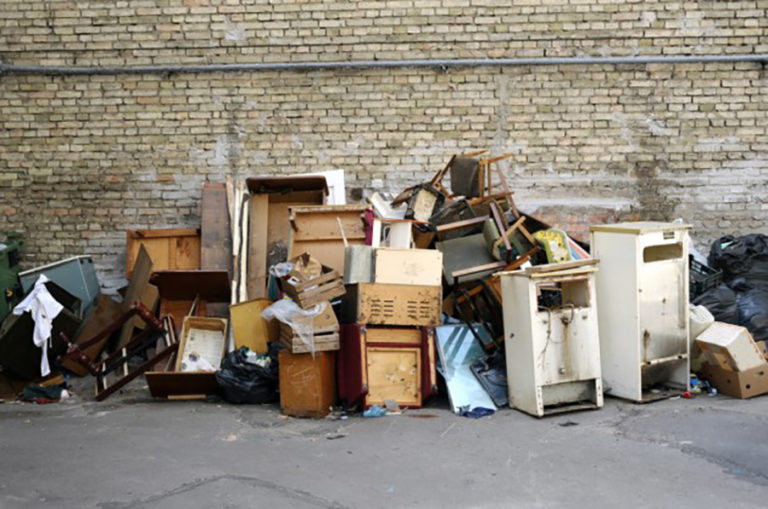 Old Furniture Removal in Sydney Sydney Rubbish Services